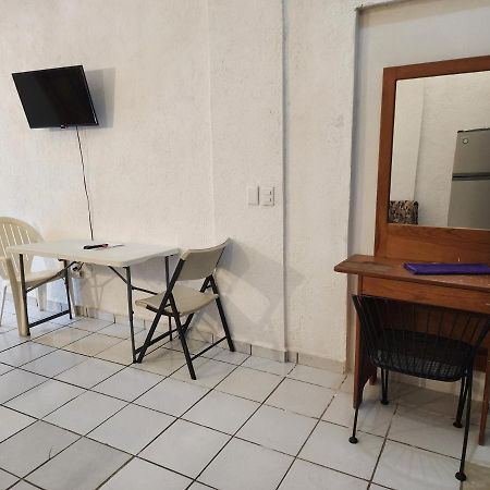 Small Studio Apt 5Min To Dt! Сиуатанехо Екстериор снимка