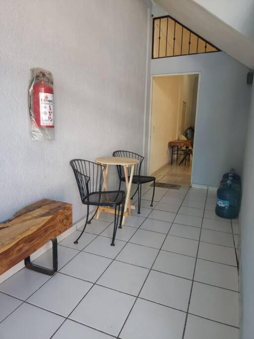 Small Studio Apt 5Min To Dt! Сиуатанехо Екстериор снимка
