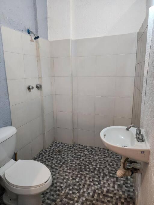 Small Studio Apt 5Min To Dt! Сиуатанехо Екстериор снимка